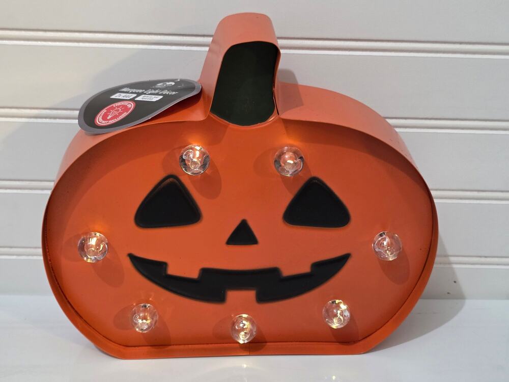 8" Pumpkin Halloween Light Up Decor New with tag